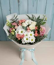 Букет цветов из:  Розы, Лизиантусы и Хризантемы в Первомайском Кировской области