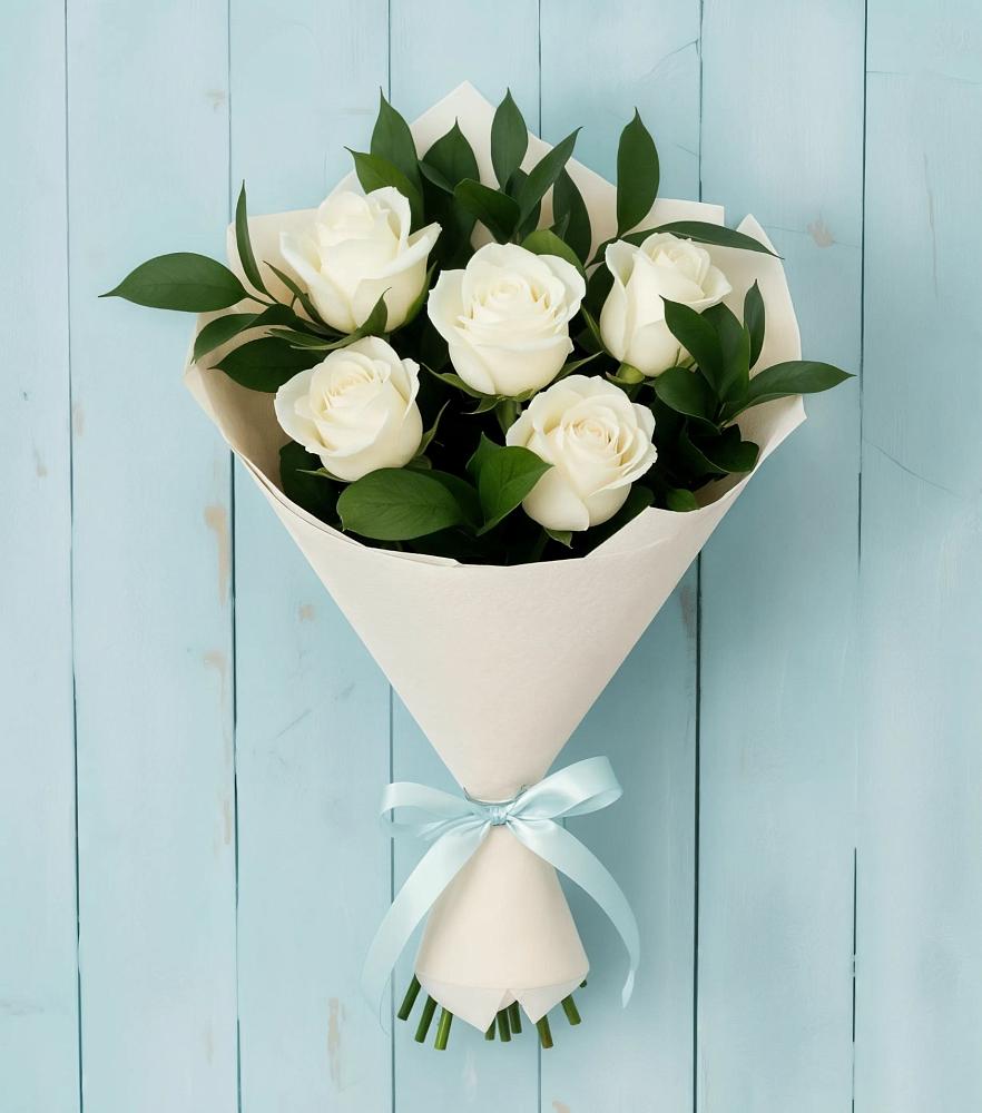 Букет цветов из: Розы в Первомайском Кировской области