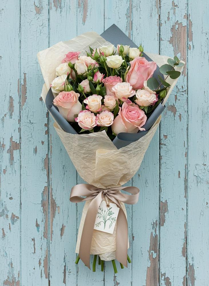 Букет цветов из: Розы в Первомайском Кировской области