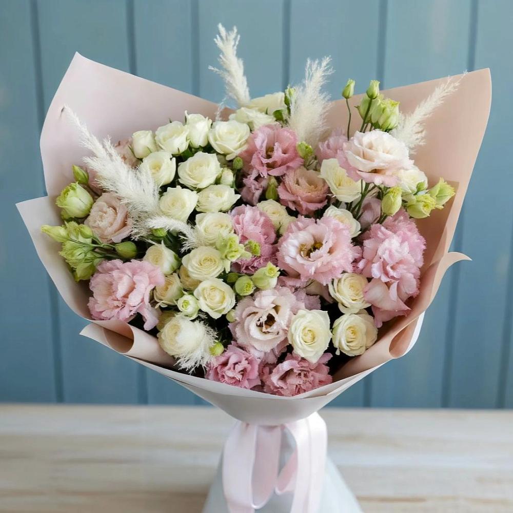 Букет цветов из: Альстромерии и Розы в Первомайском Кировской области