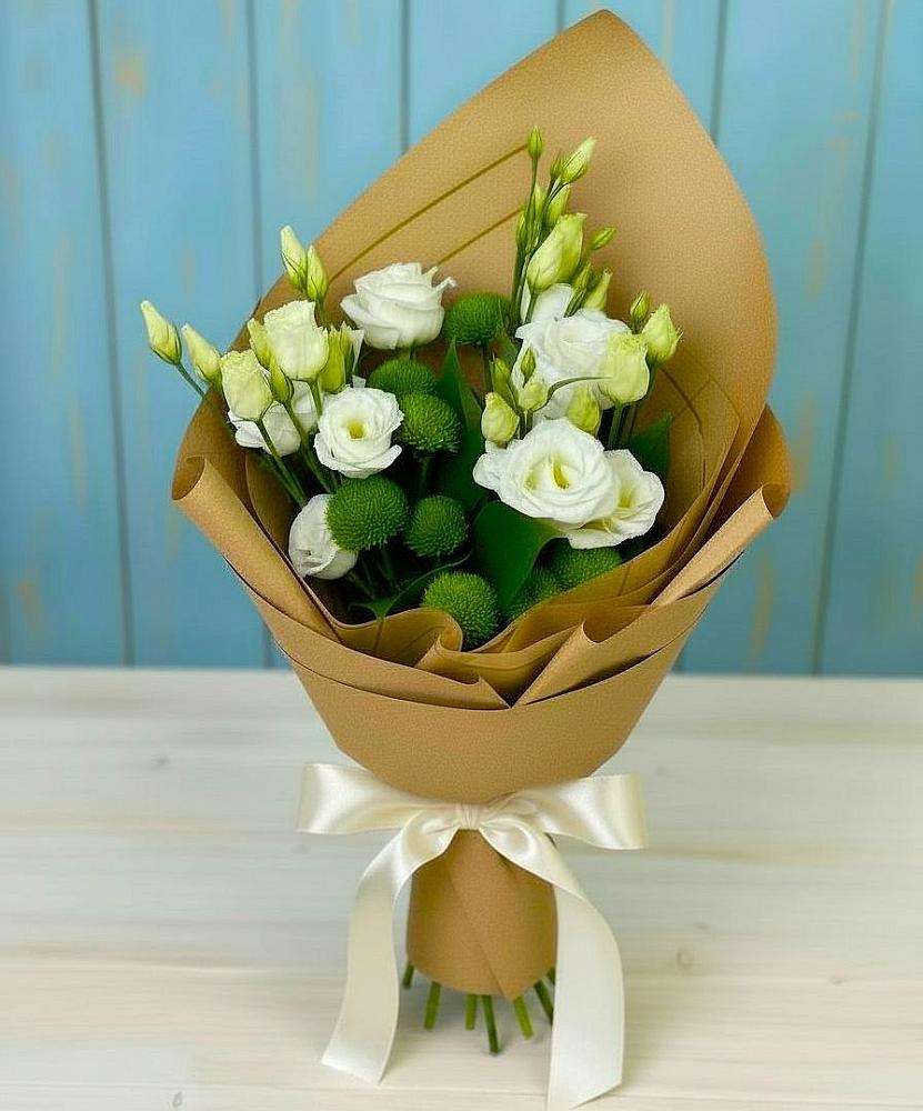 Букет цветов из: Хризантемы и Лизиантусы в Первомайском Кировской области