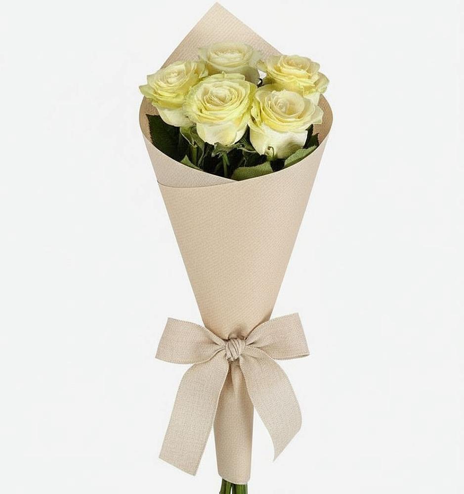 Букет цветов из: Розы в Первомайском Кировской области