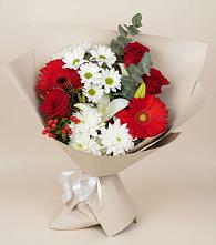 Букет цветов из:  Розы, Хризантемы, Герберы и Лилии в Первомайском Кировской области