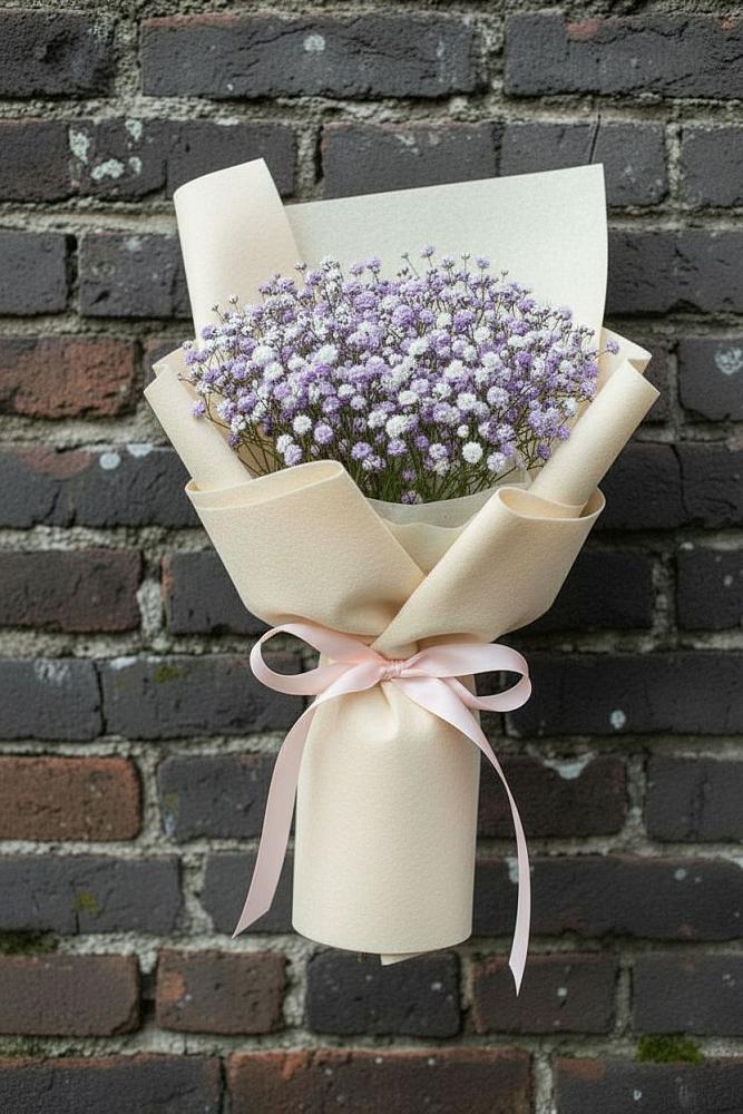 Букет цветов из: Гипсофила в Первомайском Кировской области