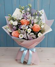 Букет цветов из:  Лизиантусы, Розы, Альстромерии и Гипсофила в Первомайском Кировской области