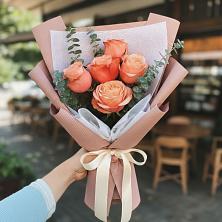 Букет цветов из:  Розы в Первомайском Кировской области