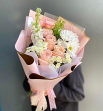 Букет цветов из:  Хризантемы и Розы в Первомайском Кировской области