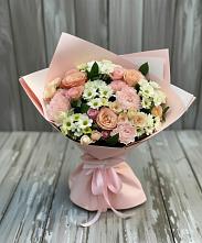 Букет цветов из:  Гвоздики, Розы и Хризантемы в Первомайском Кировской области