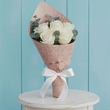 Букет цветов из:  Розы в Первомайском Кировской области