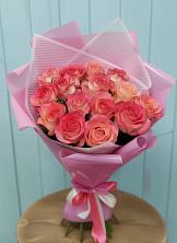 Букет 15 Розовых роз Равель в Первомайском Кировской области