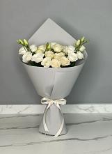 Букет цветов из:  Розы и Лизиантусы #REPLACE_PRED# Первомайском Кировской области