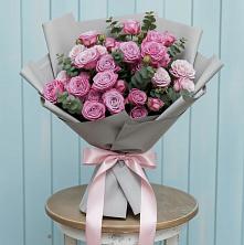 Букет цветов из:  Розы в Первомайском Кировской области